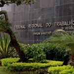 Funcionária que ouviu de chefe que 'mulher deve oferecer corpo por dinheiro' será indenizada em R$ 20 mil Funcionária que ouviu de chefe que 'mulher deve oferecer corpo por dinheiro' será indenizada em R$ 20 mil