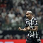 Deyverson brilha com dois gols, Atlético vence e elimina o Fluminense na Libertadores Deyverson brilha com dois gols, Atlético vence e elimina o Fluminense na Libertadores