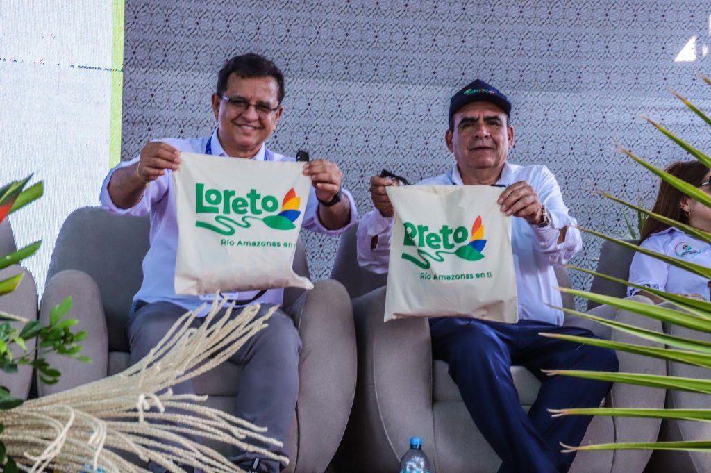 No Peru, presidente da Aleac prestigia abertura da Expo Amazônica e busca fortalecer parcerias comerciais