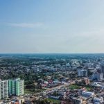 Rio Branco: A natureza responde com céu azul após 35 dias de poluição Rio Branco: A natureza responde com céu azul após 35 dias de poluição