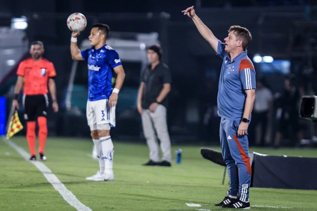 Cruzeiro visita o Cuiabá aliviado, mas pressionado por vitória no Brasileirão