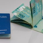 Governo está pagando até R$ 2.700 para desempregados – veja como solicitar