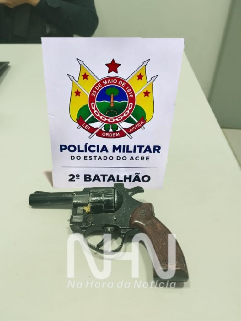 PMs do 2° Batalhão agem rápido e prendem homem que pretendia matar a ex-esposa no 2º Distrito de Rio Branco; arma de fogo foi apreendida