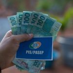 PIS/PASEP em outubro: confusão resolvida com novos depósitos e reajustes confirmados! PIS/PASEP em outubro: confusão resolvida com novos depósitos e reajustes confirmados!