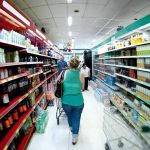 Consumo em supermercados cresce 2,52% no acumulado de 2024, impulsionado por benefícios sociais Consumo em supermercados cresce 2,52% no acumulado de 2024, impulsionado por benefícios sociais