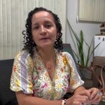 Transição em Tarauacá: Lucinéia assina decreto e destaca atraso por luto de Chico Batista