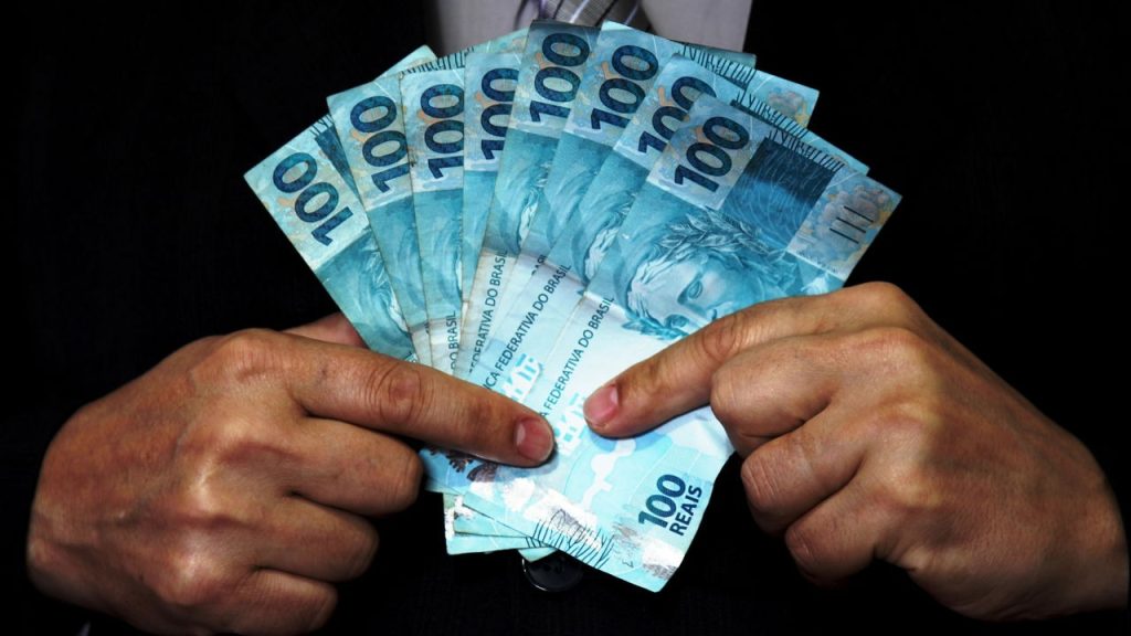 Confira a lista 02/12 de CPFs premiados em R$ 100 mil no programa CPF na Nota