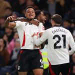 Ex-Flamengo marca no fim e Fulham vira para cima do Chelsea