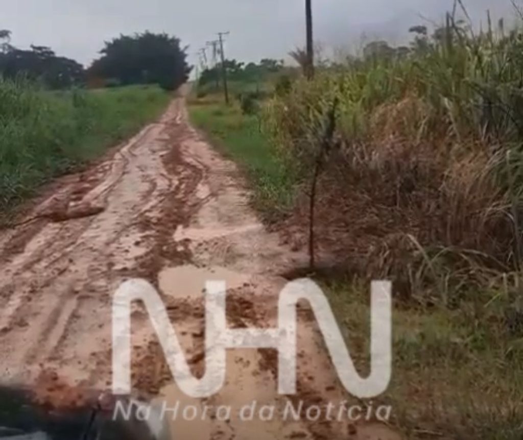 Moradores de ramal pedem “clemência” ao prefeito de Rio Branco após obra de ponte não ser concluída, deixando o ramal intrafegável