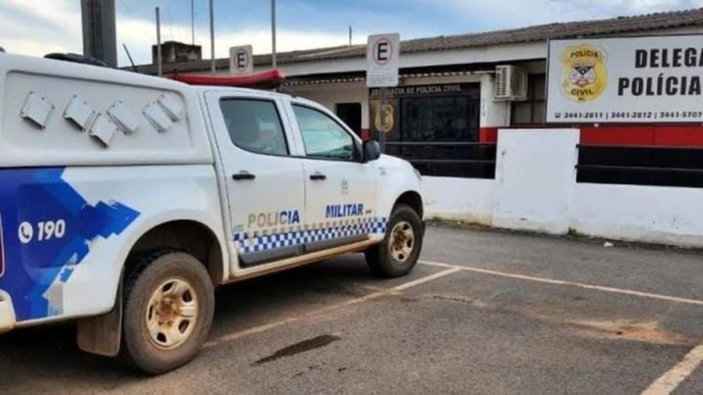 Homem é preso em flagrante por assassinato brutal do avô em Cacoal (RO)