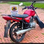PM recupera moto roubada no Habitasa após perseguição PM recupera moto roubada no Habitasa após perseguição
