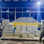 PRF desarticula contrabandistas e apreende carga de cigarros em Rio Branco