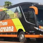 Transacreana liberou ônibus na BR-364 mesmo com rodovia interditada: Passageiros seguiram viagem com risco Transacreana liberou ônibus na BR-364 mesmo com rodovia interditada: Passageiros seguiram viagem com risco