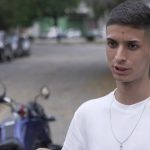 Jovem diz que escapou de ser atingido por avião graças a sobrinho de 2 anos que escondeu chave de moto Jovem diz que escapou de ser atingido por avião graças a sobrinho de 2 anos que escondeu chave de moto