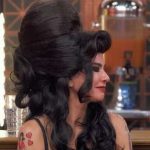 Luciana Gimenez encarna Rita Lee e Amy Winehouse e se emociona com declaração dos filhos no 'Domingão'