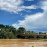 Rio Acre atinge 15,17 metros em Rio Branco, e enchente ameaça 3 mil famílias Rio Acre atinge 15,17 metros em Rio Branco, e enchente ameaça 3 mil famílias