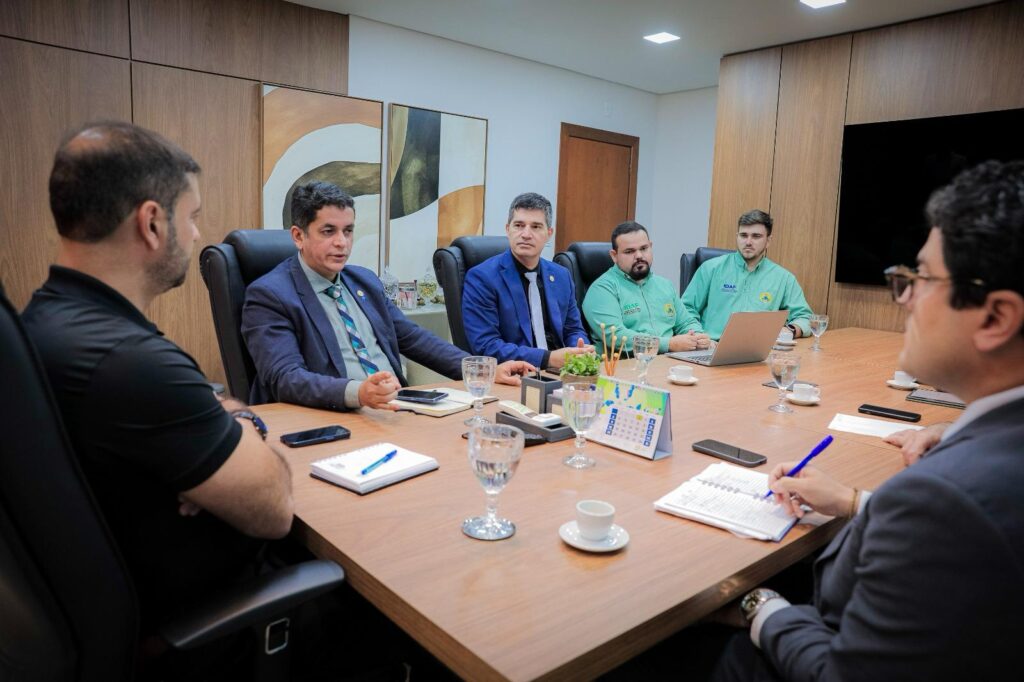 Com ALEAC na mediação, secretários se reúnem para destravar a “pauta do boi”