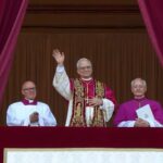 Norte-americano, papa Leão XIV tem dupla cidadania e cativa sul-americanos; entenda