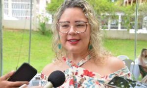 Ex-secretária de Saúde de Rio Branco nega pedido de exoneração e fala em “recomeçar”