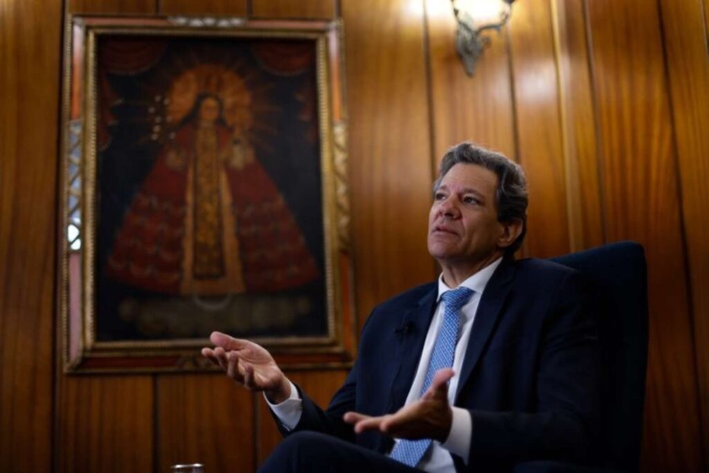 Governo insistirá em negociação com EUA, mas Haddad não crê em resposta antes de 1º/8