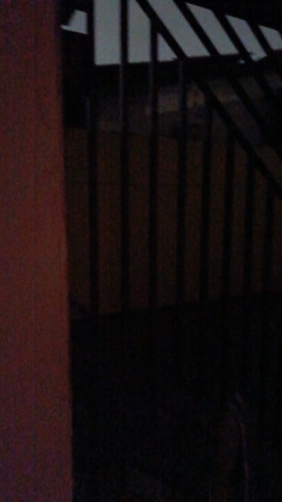 Moradores enfrentam mais de 7 horas sem energia e criticam falta de resposta da Energisa no Acre