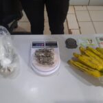 Mulheres são presas ao tentar entrar com drogas escondidas em bananas no presídio de Rio Branco