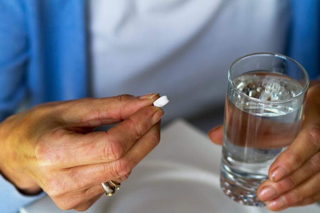 Medicamento comum para coração falha em proteger pacientes pós-infarto