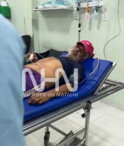 Criminosos atiram de dentro de carro e ferem homem que bebia com amigos em bar no Segundo Distrito de Rio Branco