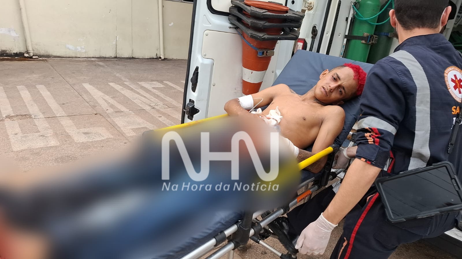 Discussão de casal durante bebedeira termina com homem esfaqueado em Rio Branco