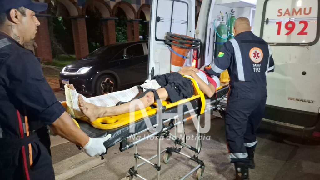 Motociclista sofre fratura na perna após colisão com carro no bairro Esperança, em Rio Branco
