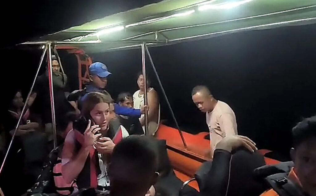 Família espanhola está desaparecida após barco virar na Indonésia