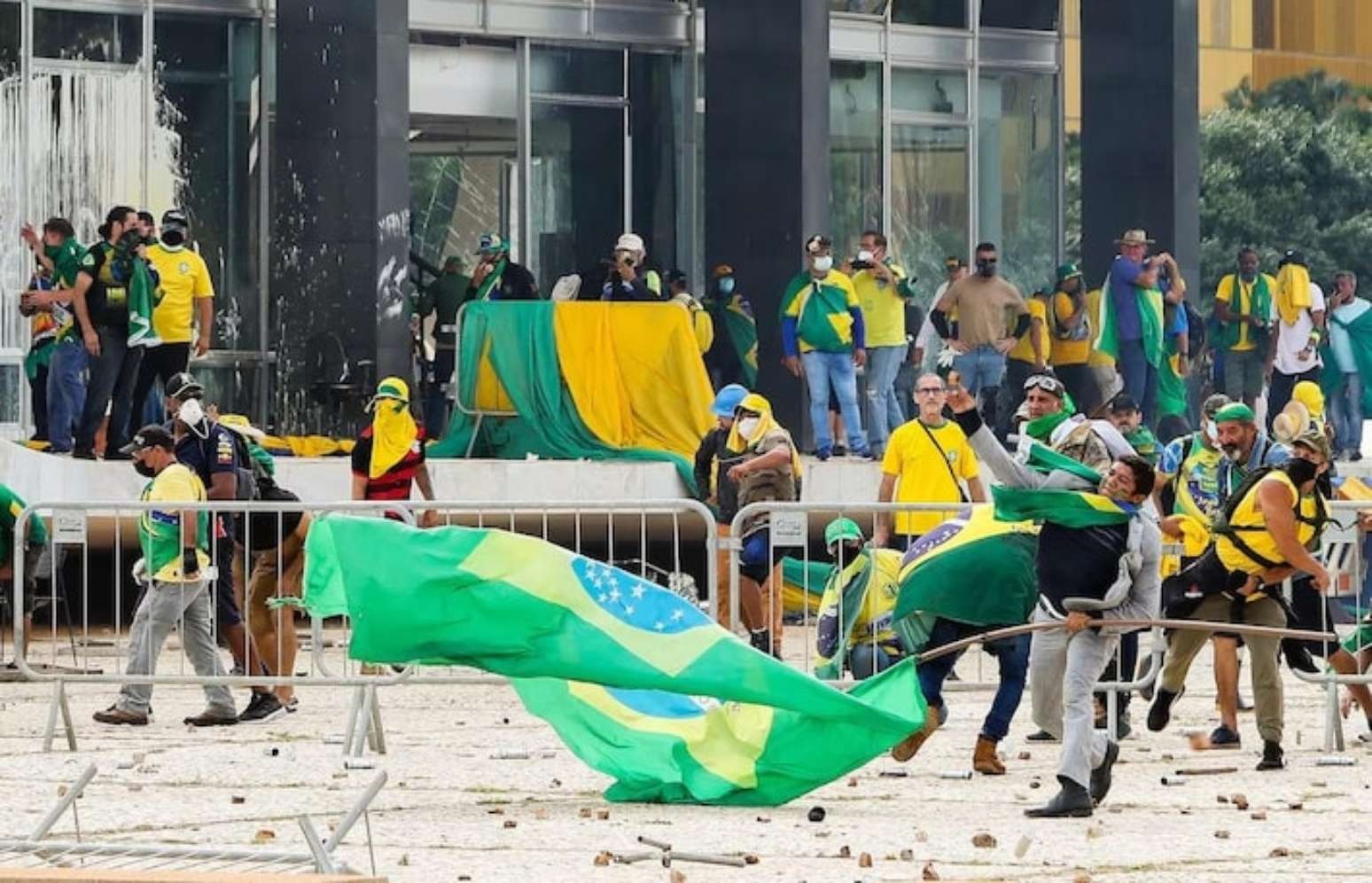 Dos 1.399 condenados pelo 8/1, apenas 179 continuam presos, afirma STF