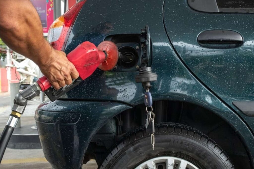 Petrobras reduz preços da gasolina para as distribuidoras em 5,2%