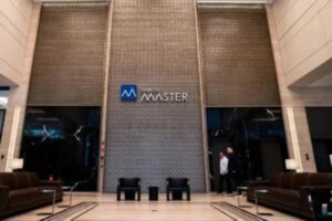 Volta do recesso do Congresso terá pressão por CPMI do Banco Master