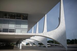 Dono do Master foi três vezes ao Palácio do Planalto, fora da agenda