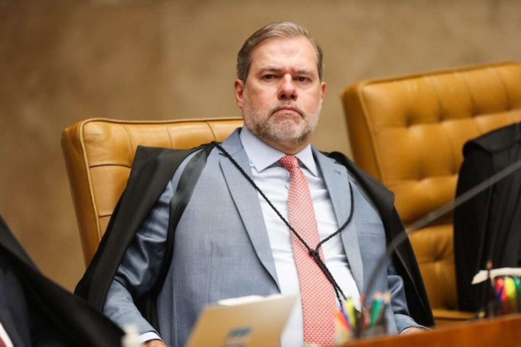 Master: senadores e deputados pedem suspeição de Toffoli por elo de irmãos com cunhado de Vorcaro