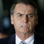 Relatório da PF diz que Bolsonaro estava consciente após queda na cela
