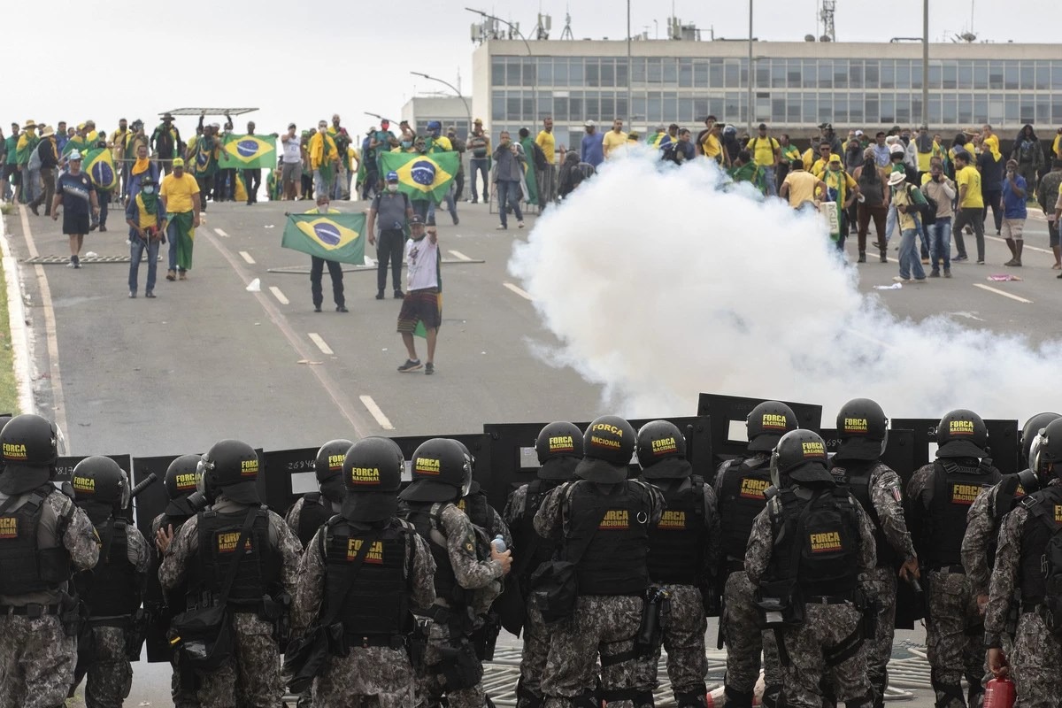 Após 8 de janeiro, governo gasta R$ 26 mi para ensinar democracia a agentes de segurança