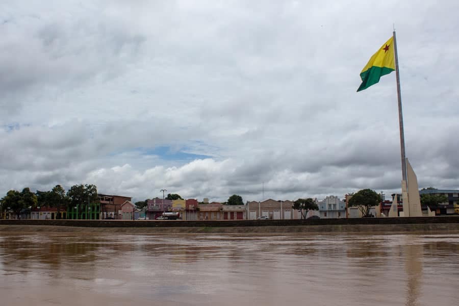 Transbordamento do Rio Acre desloca 11 pessoas; Parque Wildy Viana funciona como abrigo emergencial em Rio Branco