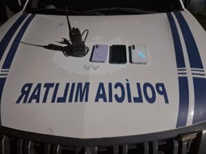 Força Tática do 3º BPM recupera celular roubado de mototaxista e prende dois por receptação no Tancredo Neves