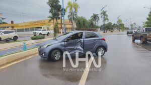 Colisão entre HB20 e Fiat Strada deixa danos materiais e interdita parcialmente a via Chico Mendes, em Rio Branco