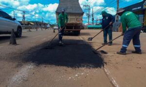 Deracre recupera trecho da AC-040 em Rio Branco; serviços de tapa-buraco começam nesta quarta
