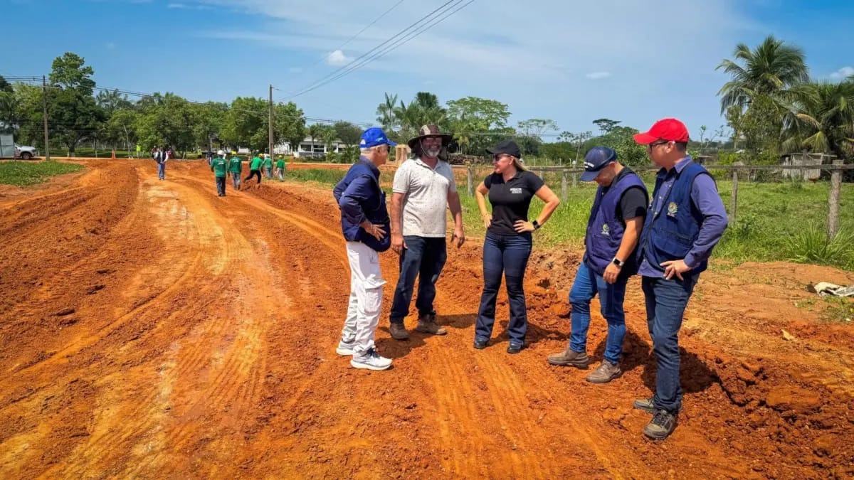 Deracre avança com obras de passarela de pedestres no Ramal do Adolar, em Sena Madureira