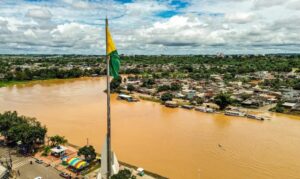Rio Acre registra nova alta e permanece acima da cota de transbordo em Rio Branco