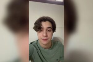 Piloto torturou adolescente com taser após obrigá-la a beber vodca