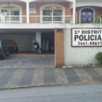 Delegacia oferece balde no lugar de banheiro a funcionários em SP