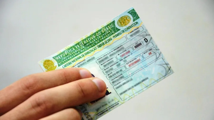 CNH sem autoescola deixa de ser aplicada e governo fará devassa nos Detrans