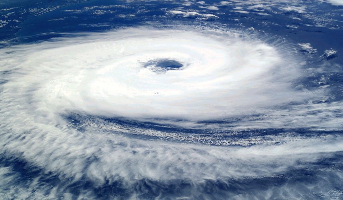 Novo ciclone já tem data para chegar com calorão de até 40°C e mais de 100mm de chuva no Brasil Novo ciclone já tem data para chegar com calorão de até 40°C e mais de 100mm de chuva no Brasil