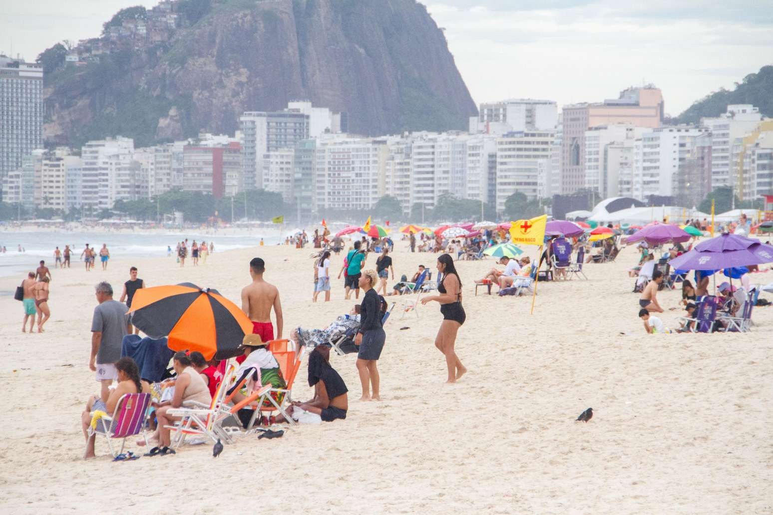 Calor intenso segue no Rio e em São Paulo; previsão é de chuvas a partir de segunda Calor intenso segue no Rio e em São Paulo; previsão é de chuvas a partir de segunda