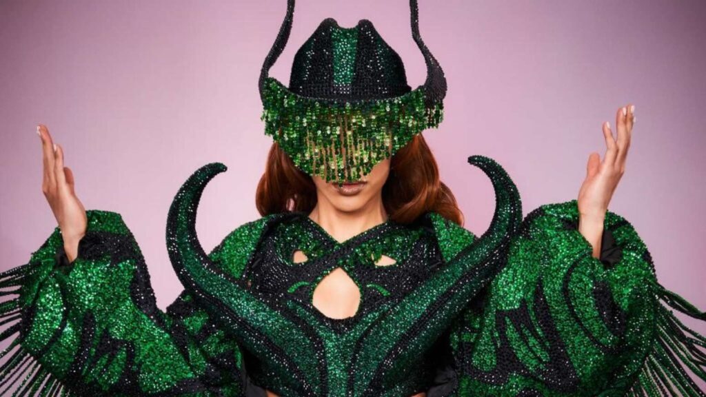 Anitta reclama de críticas de fãs: ‘Tem muita gente desrespeitosa’